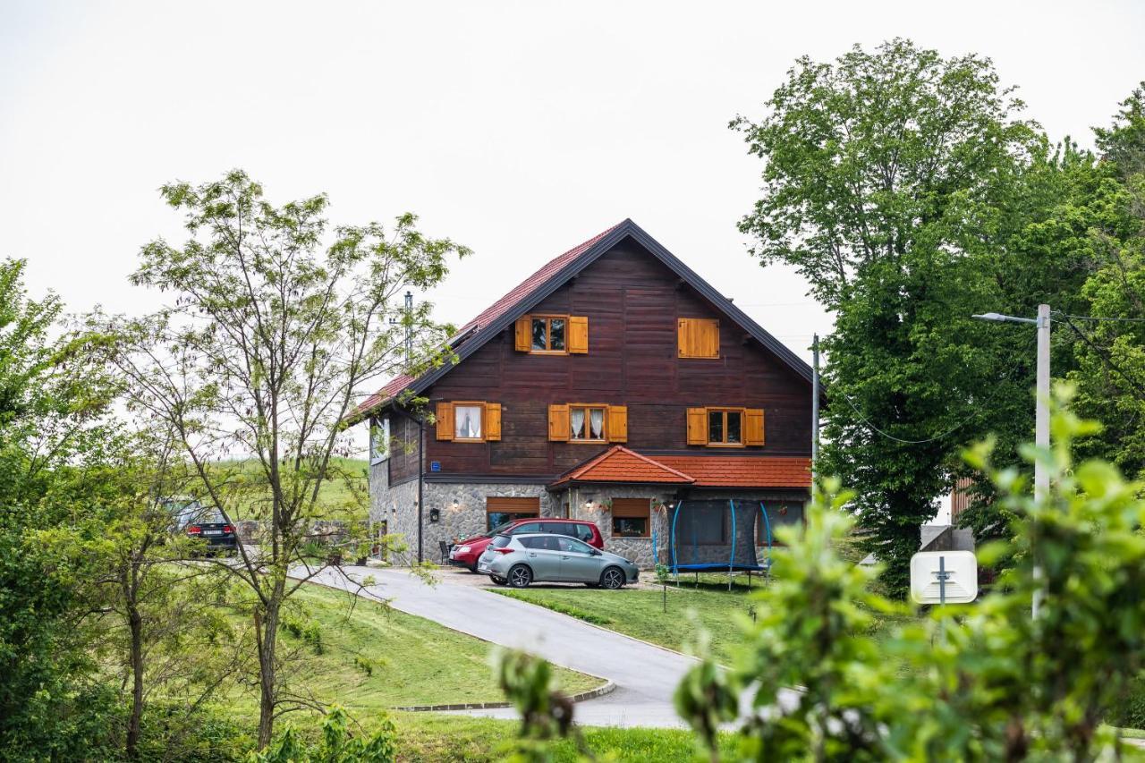 Apartment Stone And Wood Cetingrad ภายนอก รูปภาพ